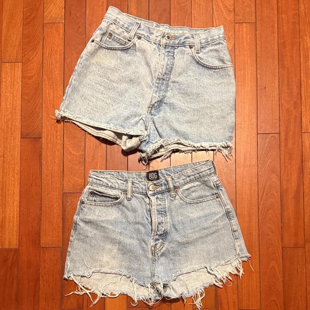BDG Women's Faded Blue Jean Shorts